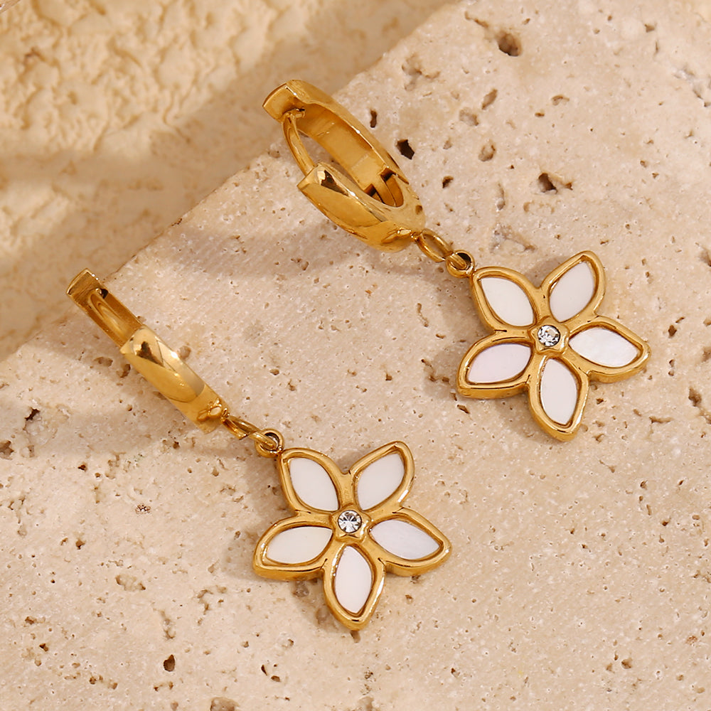 White Shell Flower Set