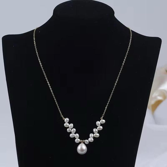 Natural White Freshwater Pearl Pendant Necklace